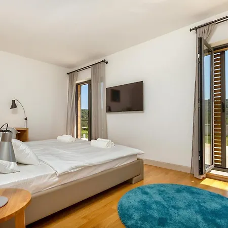 Opg Dide Frane Zastražišće